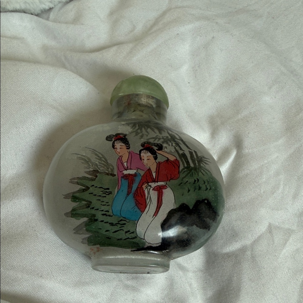 Hand-Painted Glass Snuff Bottle
